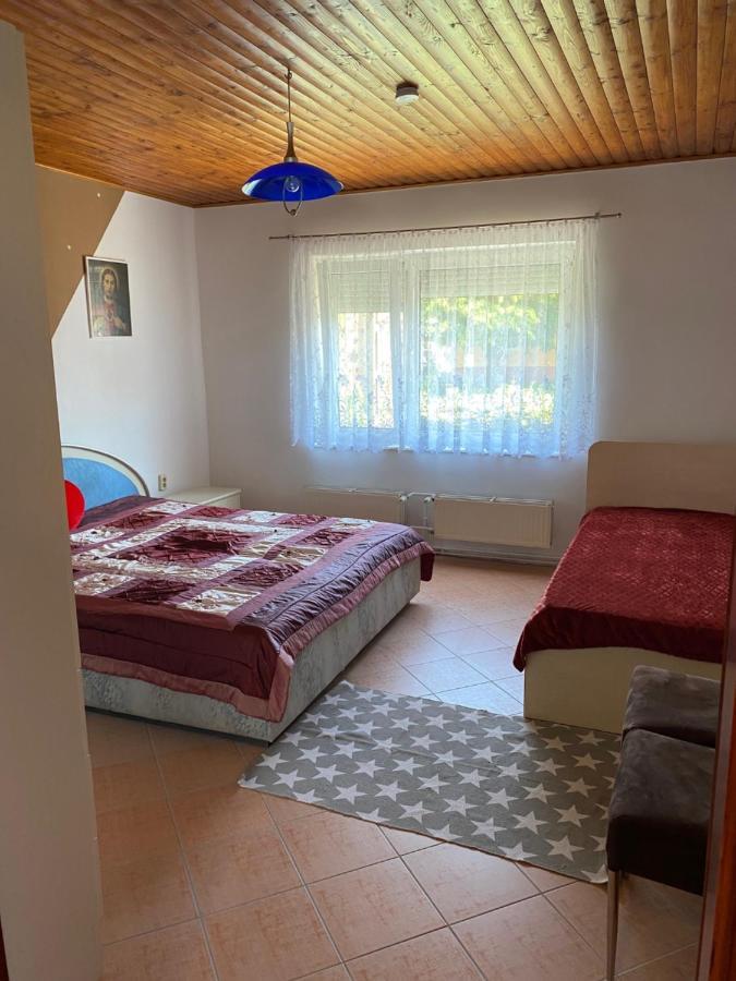 House Damado Deluxe Villa Otteveny Екстериор снимка